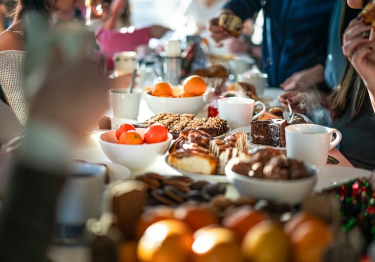 Morning business networking Leicester – breakfast meeting with food and conversation